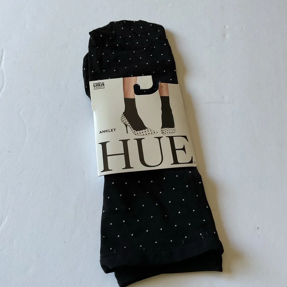 HUE ULTIMATE OPAQUE WOMENS ANKLET ANKLE SOCKS NAVY WITH WHITE POLKA DOT OS NWT